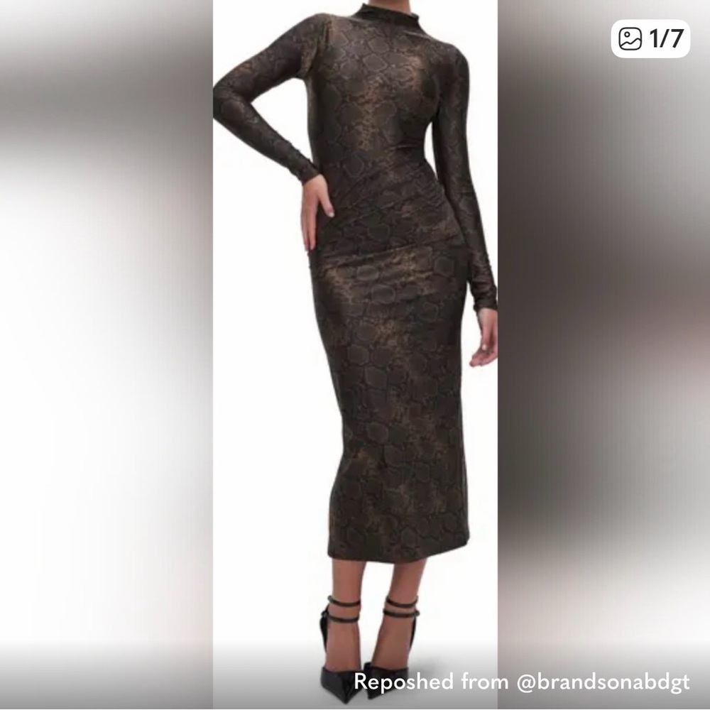 Good American Black and brown midi Long Sleeve Dress stretchy and hugging.